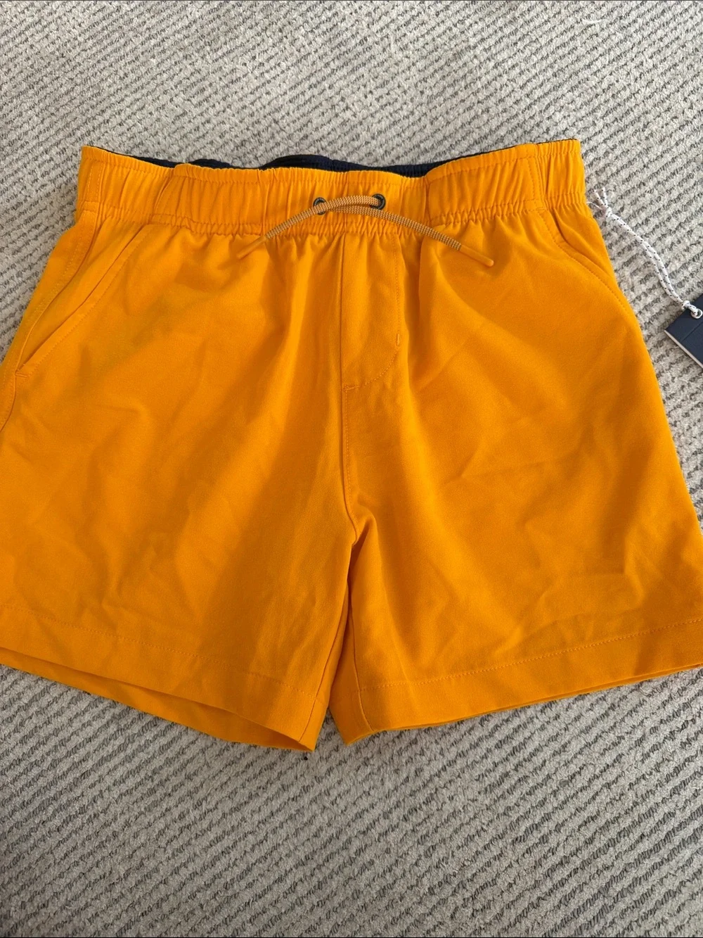 NWT vineyard vines boys size medium Orange Elastic Waist shorts